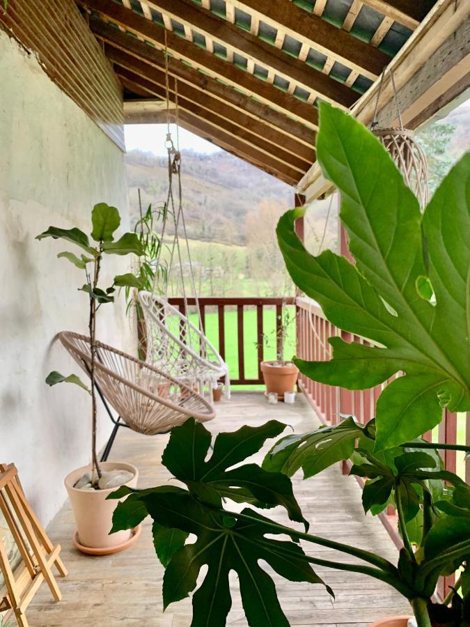 Abury, Tables Et Chambres , Randos Et Bien Etre A La Montagne Barcus Exterior foto